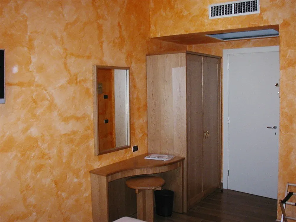 Azzano Holidays B&B Mezzegra Frühstückspension
