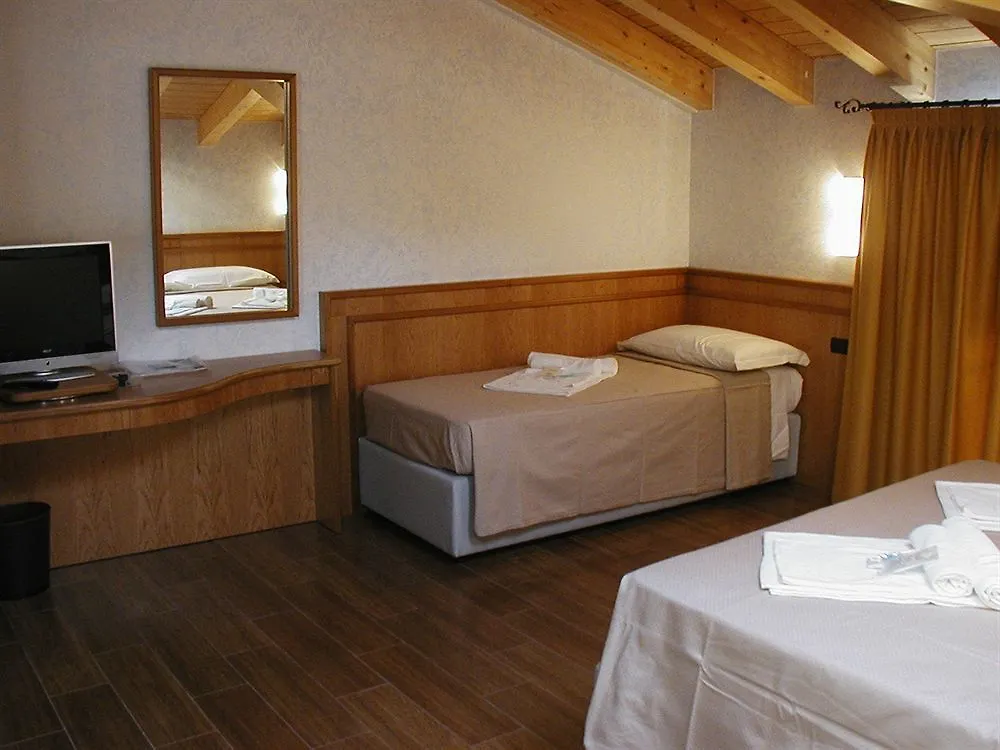 Frühstückspension Azzano Holidays B&B Mezzegra